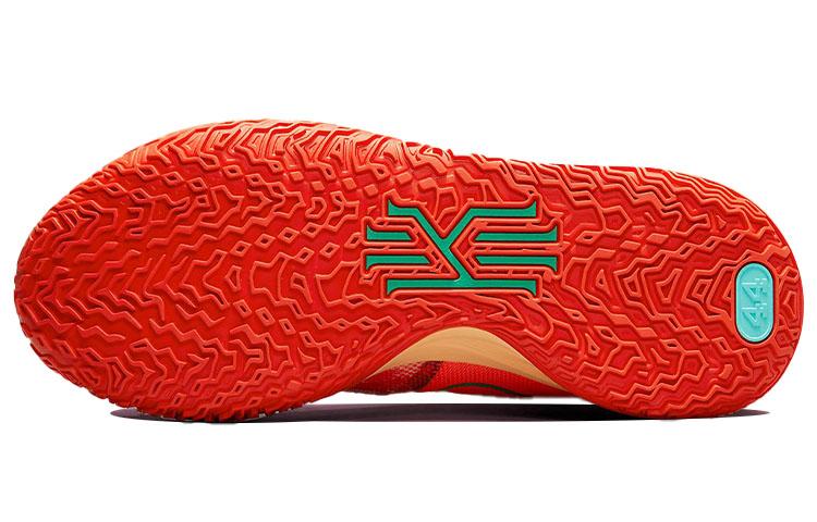 Nike Sneaker Room X Kyrie 7 'Mom' купить в интернет-магазине Yoocart с быстрой доставкой по России.