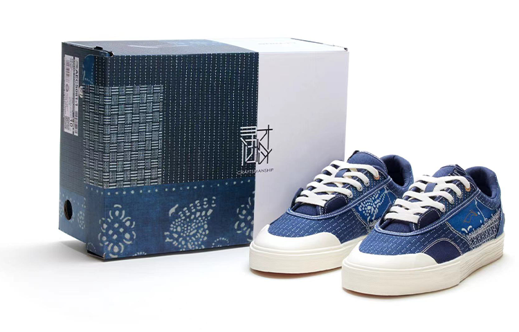 LiNing 50/50 Cotton Blend Vintage Fabric Durable Breathable Low-Top Skateboard Shoes Women's Blue White
