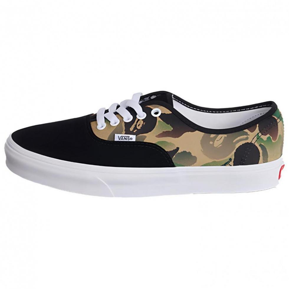 A BATHING APE x Vans Authentic Cushioned Wear-Resistant Lightweight Low-Top Skateboard Shoes Unisex Black Camouflage