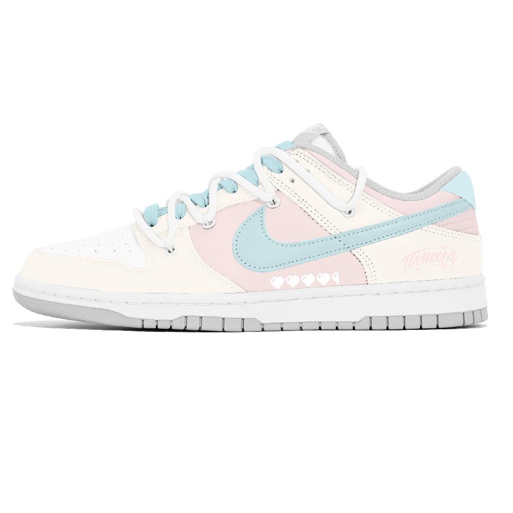 Nike Dunk Low Top Skateboard Shoes Women's White