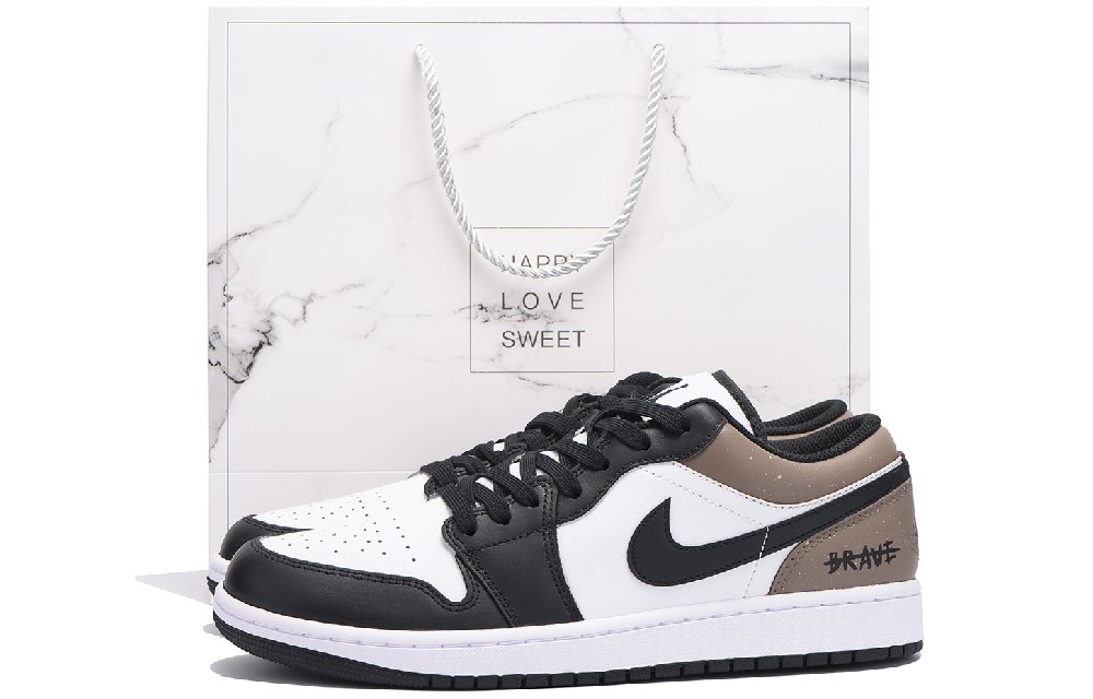 Jordan Air Jordan 1 Anti-Slip Wear-Resistant Low-Top Vintage Basketball Shoes Men's Black Brown