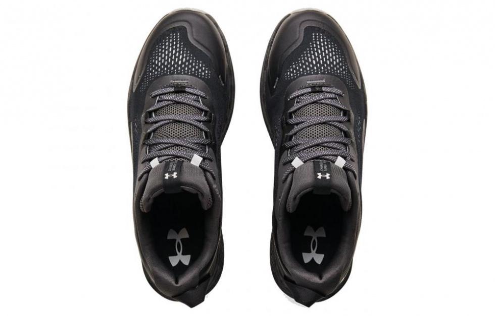 Under Armour Беговые кроссовки с низким верхом для мужчин