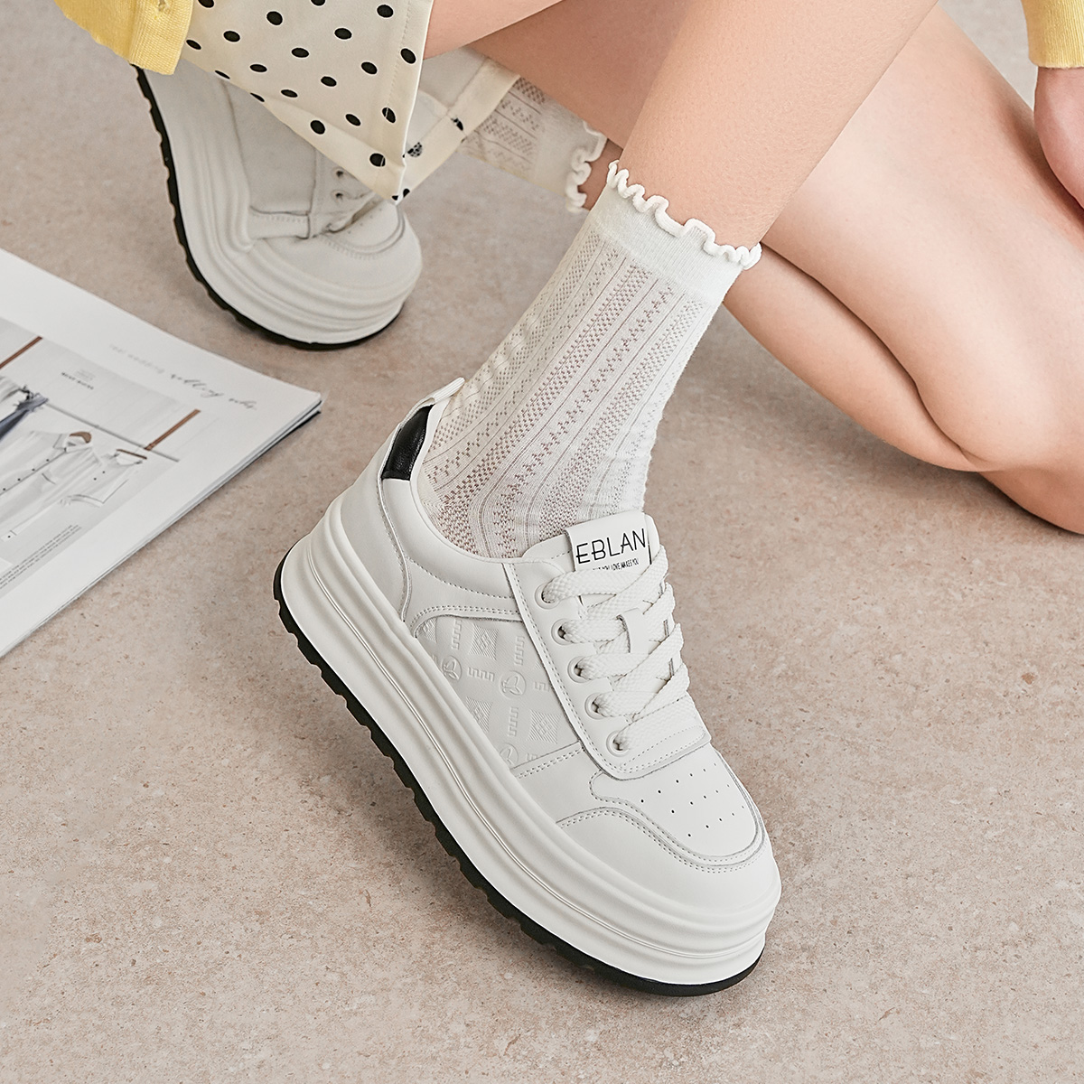 EBLAN Low-Top Skateboard Shoes Women's Beige Black купить в интернет-магазине Yoocart с быстрой доставкой по России.