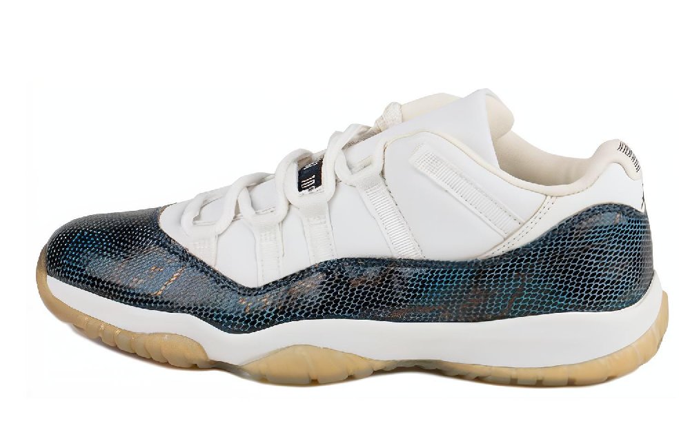 JORDAN 11 Low Navy Snakeskin 2001
