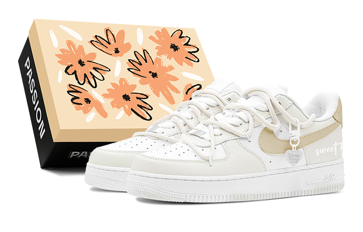 Nike Air Force 1 Low Top Skateboard Shoes Women's Yellow White
