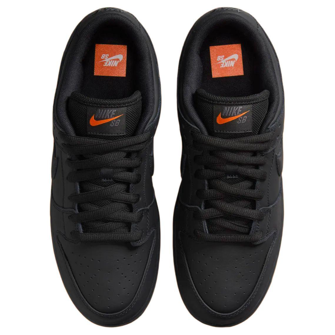 Nike Sb Dunk Low Pro Triple Black купить в интернет-магазине Yoocart с быстрой доставкой по России.