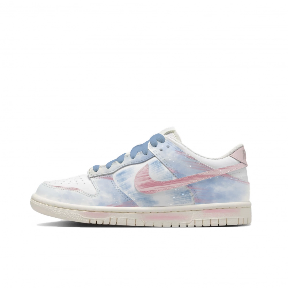Nike Dunk Abrasion Resistant Low top Skateboard Shoes, Women's Women's GS