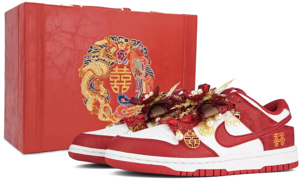 Nike Dunk Hundred Blessings And Auspiciousness Abrasion Resistant Low top Skateboard Shoes Unisex Red