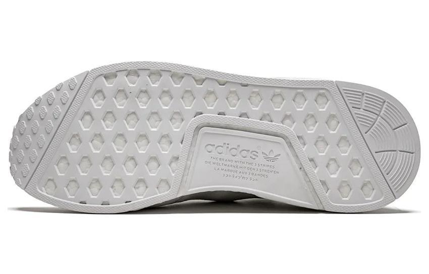 Adidas Nmd R1 Primeknit Triple White купить в интернет-магазине Yoocart с быстрой доставкой по России.