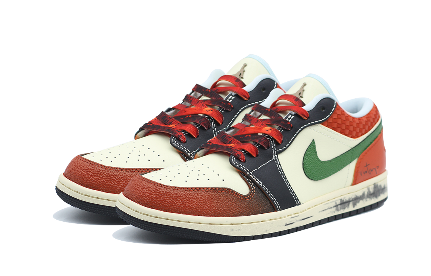 Jordan Air Jordan 1 Vintage Party Slip Resistant Low Top Vintage Basketball Shoes Men's Black Red купить в интернет-магазине Yoocart с быстрой доставкой по России.