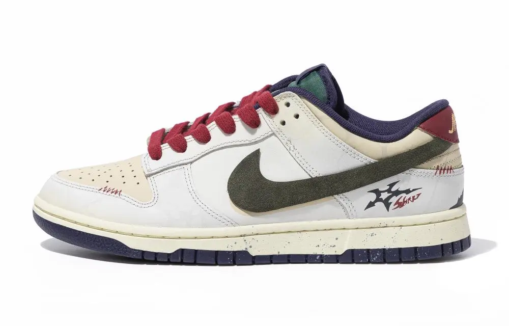 Nike Dunk Low Anti-Slip Wear-Resistant Low-Top Skateboard Shoes Men's White Brown