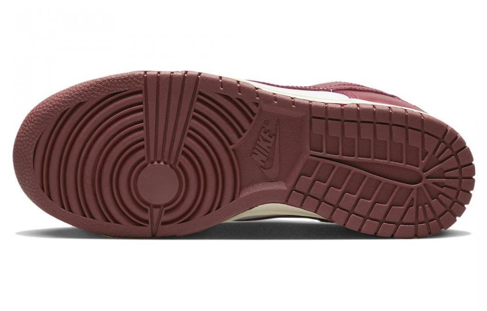 Nike Dunk Low Prm Vintage Team Red Women's