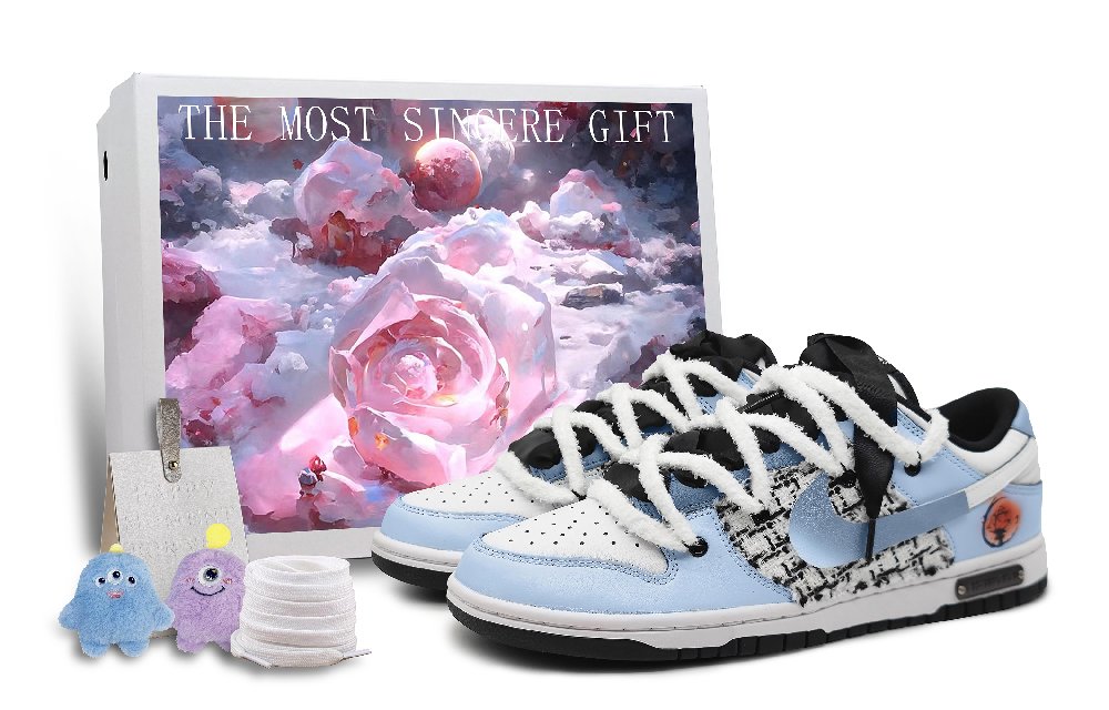 Nike Dunk Low-Top Skateboard Shoes GS Light Blue