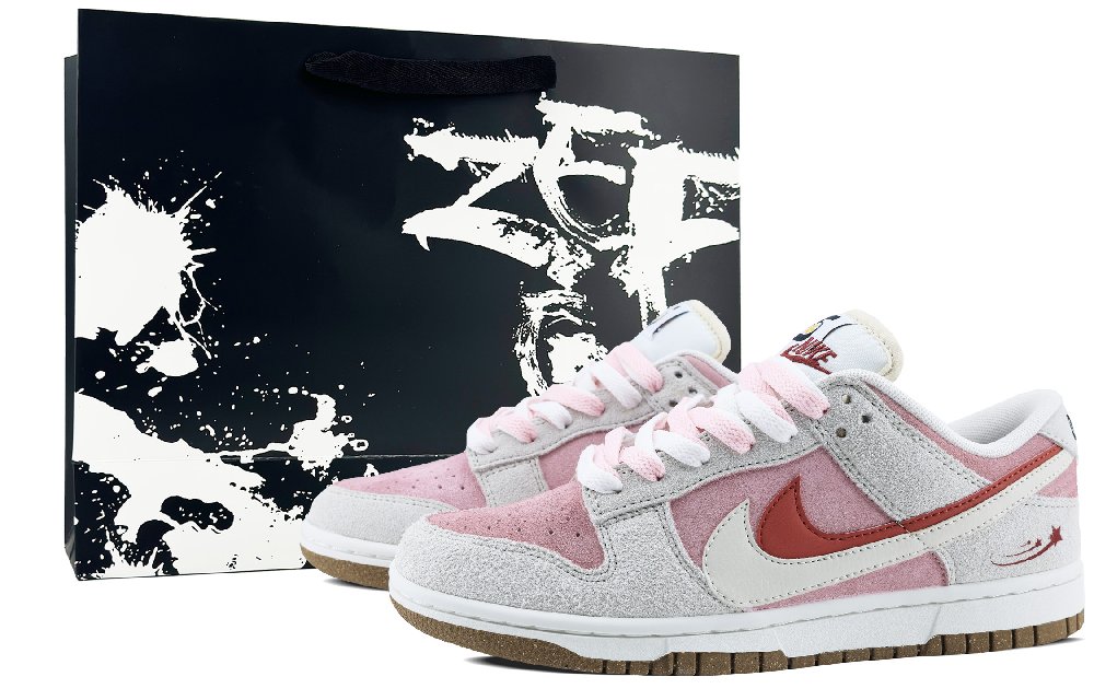 Nike Dunk Skateboard Shoes Women's Low-Top Gray White/Cherry Blossom Pink