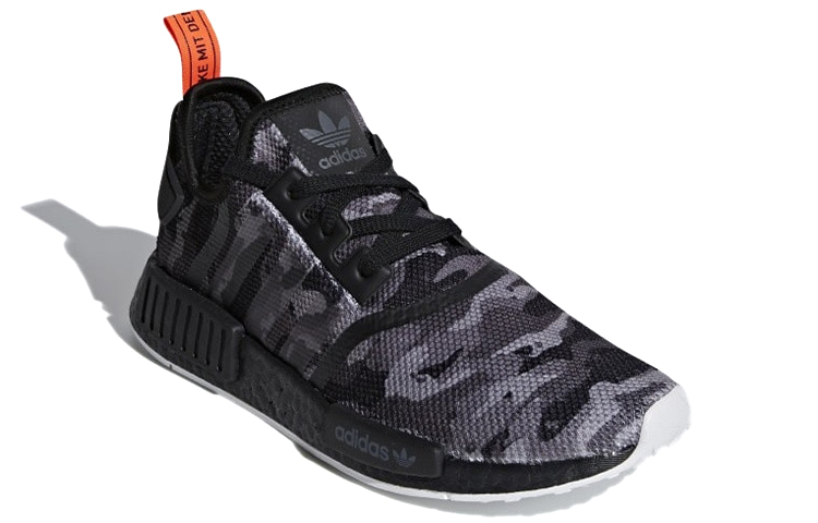 Adidas Nmd R1 Nyc купить в интернет-магазине Yoocart с быстрой доставкой по России.