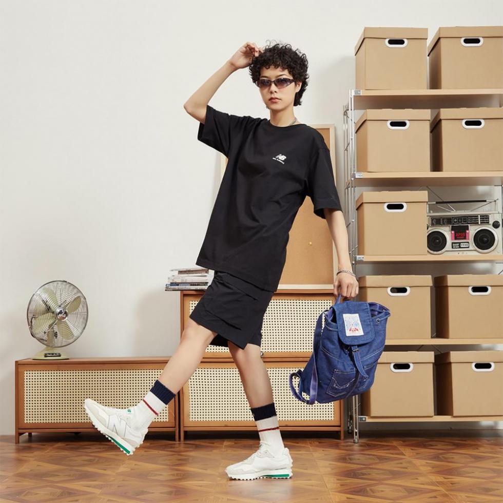 New Balance 327 Cream Green купить в интернет-магазине Yoocart с быстрой доставкой по России.