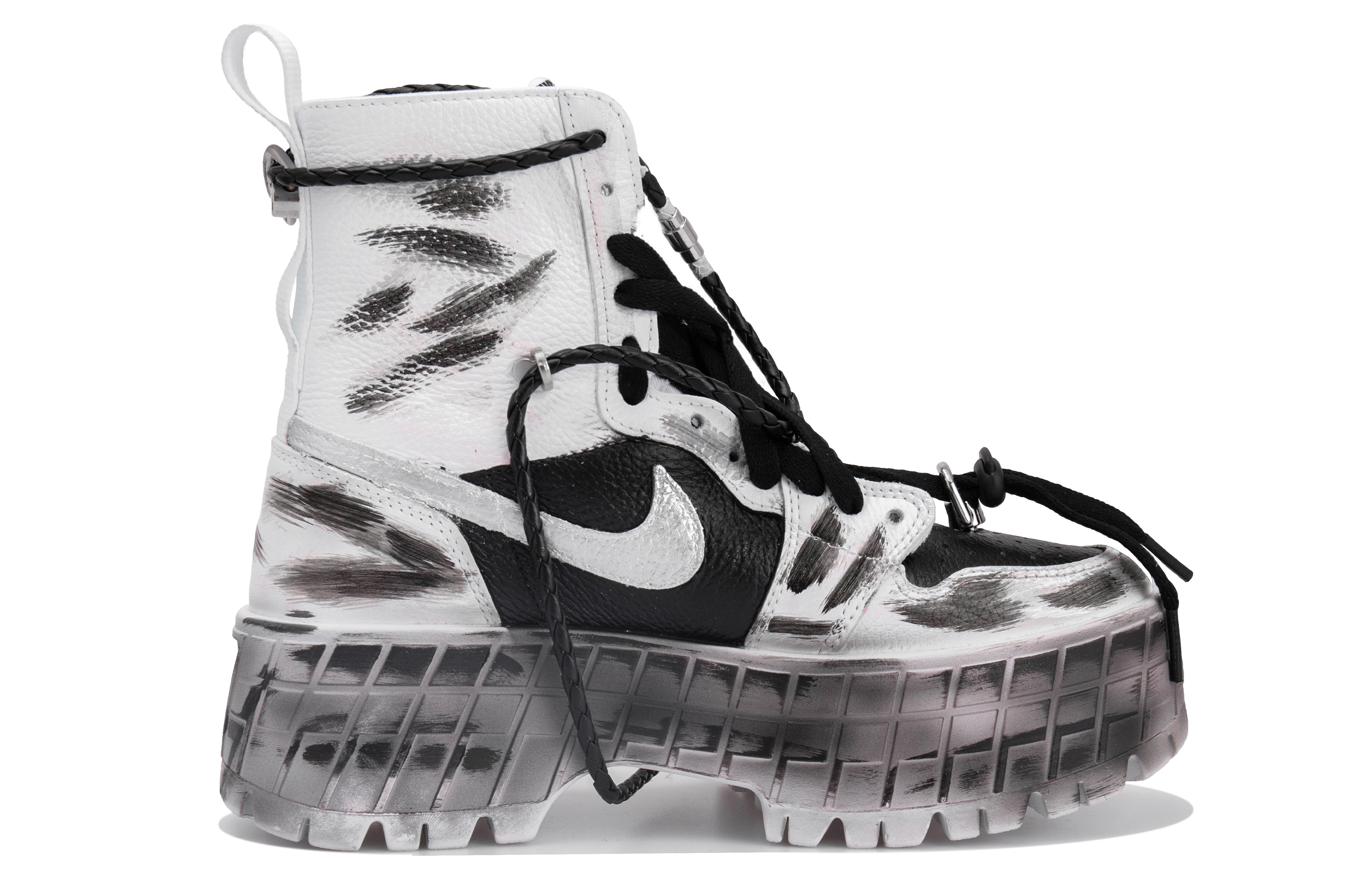 Jordan Air Jordan 1 Ankle Boots Women's Black White Silver купить в интернет-магазине Yoocart с быстрой доставкой по России.