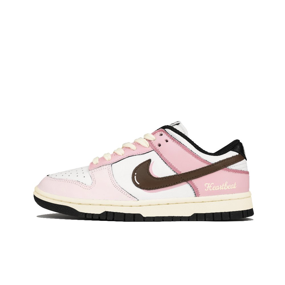 Nike Dunk Low-Top Skateboard Shoes Women's Pink