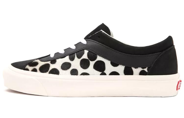 Vans Dalmatian Bold Ni Low Top Sneakers Black/White