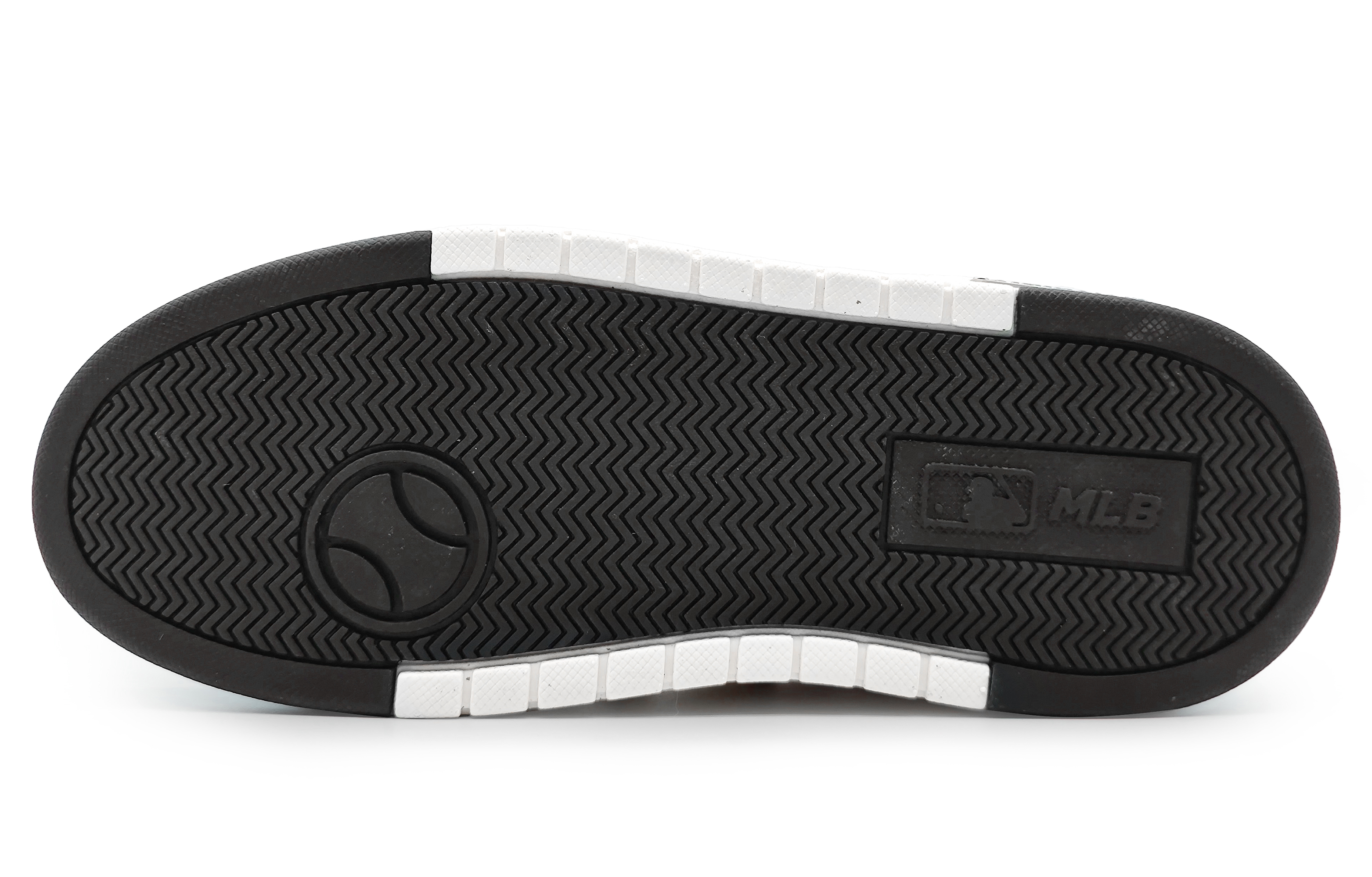 MLB Chunky Liner Wear-Resistant Height Increasing Low-Top Skateboard Shoes Unisex Beige купить в интернет-магазине Yoocart с быстрой доставкой по России.