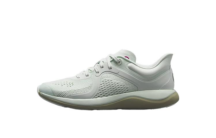 Lululemon Chargefeel Anti-Slip Wear-Resistant Low-Top Running Shoes Women's Light Green