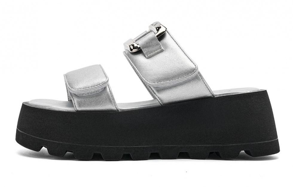 EBLAN Quiet Slide Slippers Women's Silver