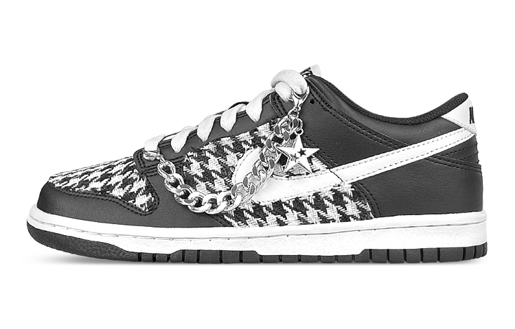 Nike Dunk Low-Top Skateboard Shoes GS Black White