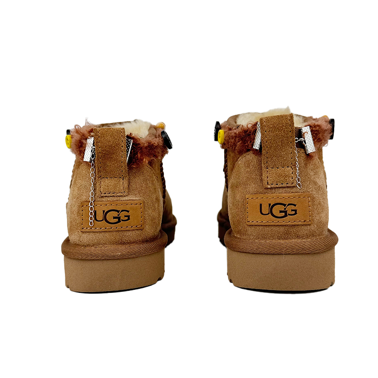 UGG CLASSIC ULTRA MINI Warm Slip-Resistant Ankle-Length Snow Boots Women's Chestnut Brown