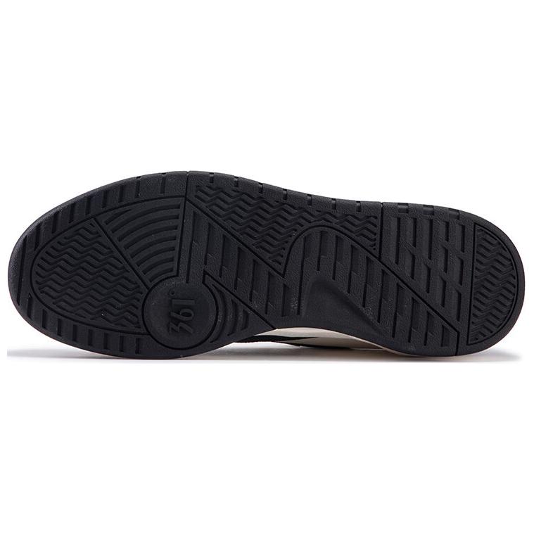 361° Style Burning 4 Wear-Resistant Slip-Resistant Low-Top Skateboard Shoes Men's White Black купить в интернет-магазине Yoocart с быстрой доставкой по России.