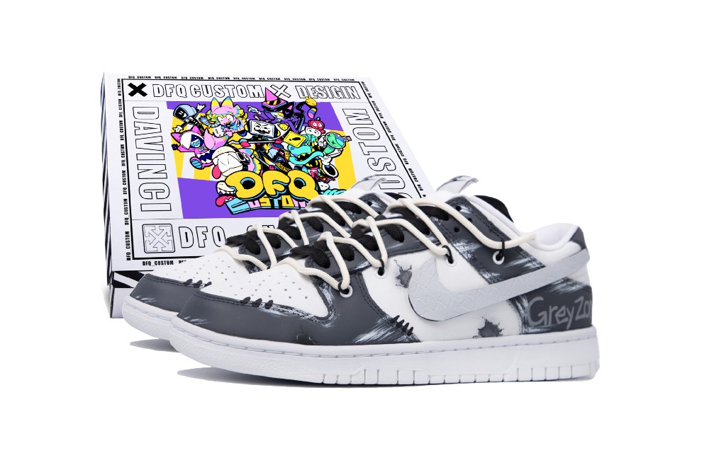 Nike Dunk Low Top Skateboard Shoes GS White Gray