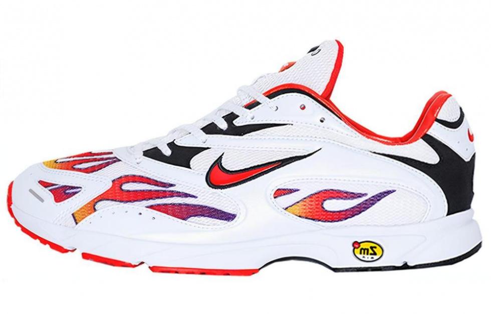 Nike Zoom Streak Spectrum Plus Supreme White
