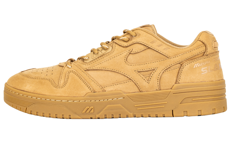 Mizuno Court Slams