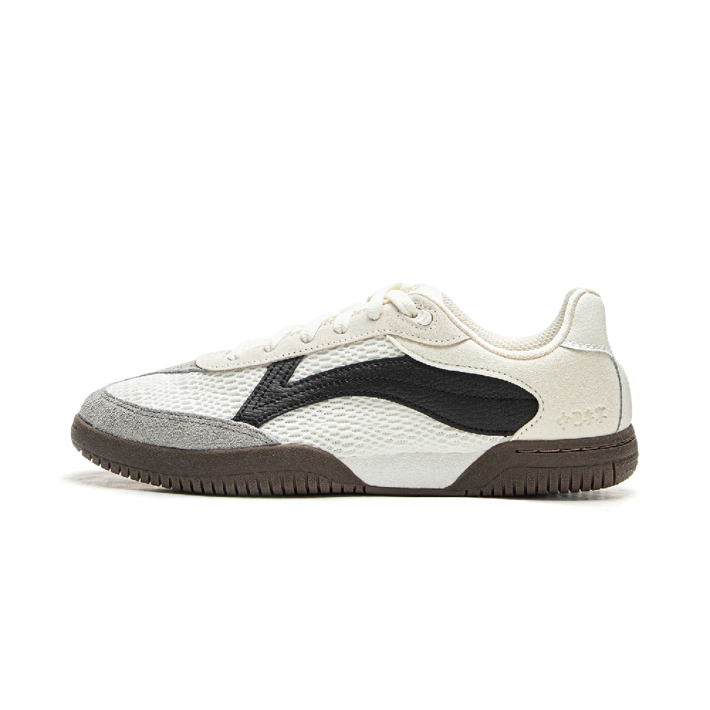 LiNing Table Tennis Series Abrasion Resistant Breathable Low Top Table Tennis Shoes Unisex White Black Gray
