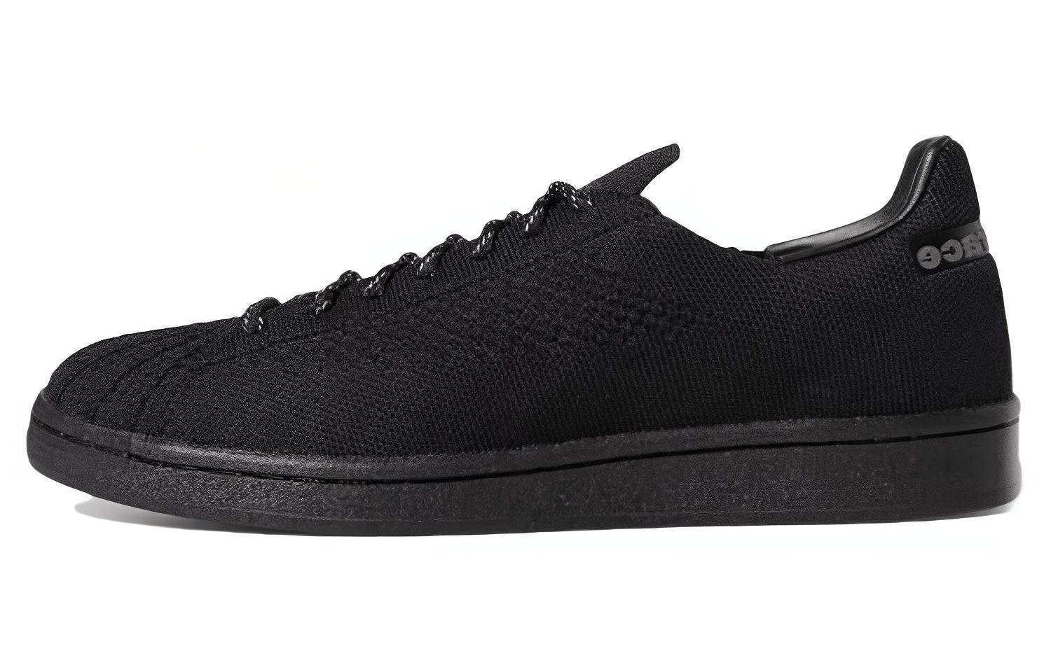 Adidas Superstar Primeknit Pharrell Triple Black купить в интернет-магазине Yoocart с быстрой доставкой по России.