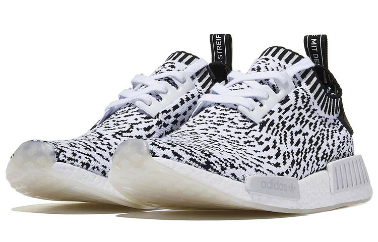 Adidas Nmd R1 Sashiko White купить в интернет-магазине Yoocart с быстрой доставкой по России.