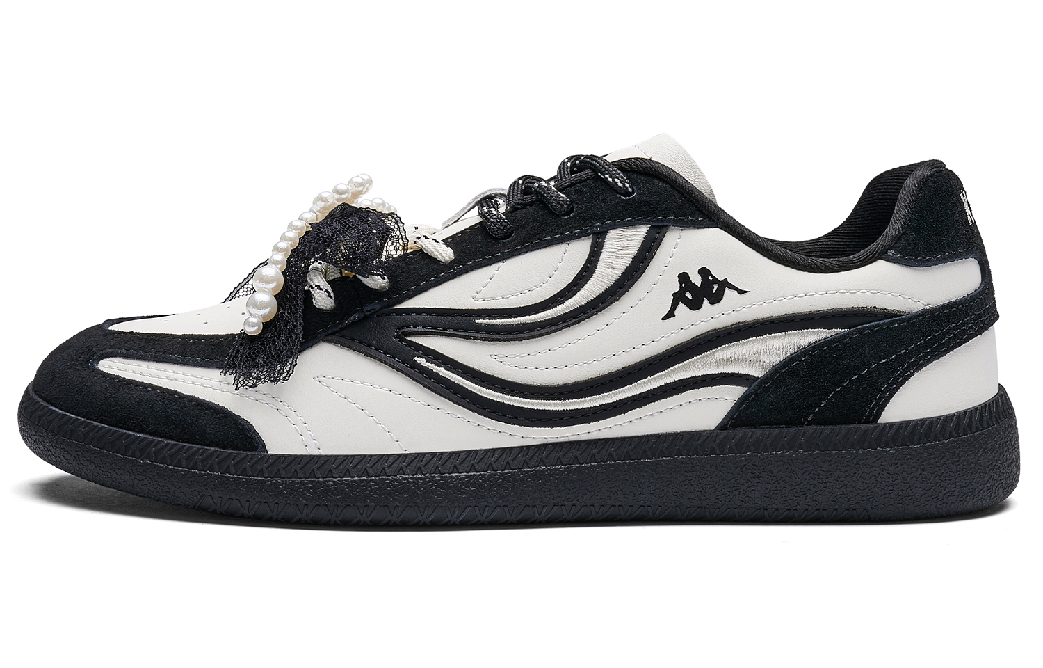 Kappa Back to Back Abrasion Resistant Low top German Army Trainers Women's White Black
