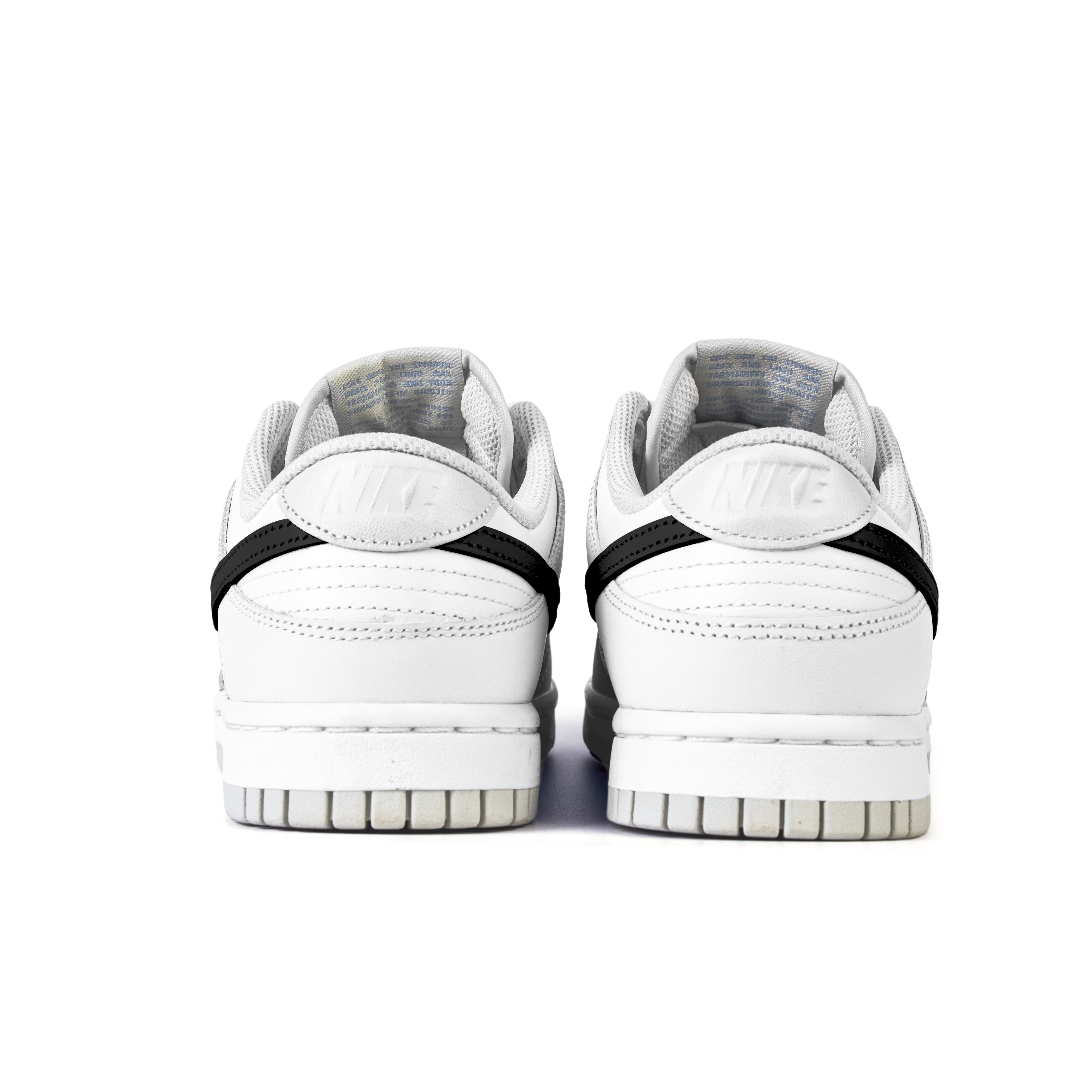 Nike Dunk Secretly In Love Book Anti Slip Wear Resistant Low Top Skateboard Shoes Women's White Black купить в интернет-магазине Yoocart с быстрой доставкой по России.