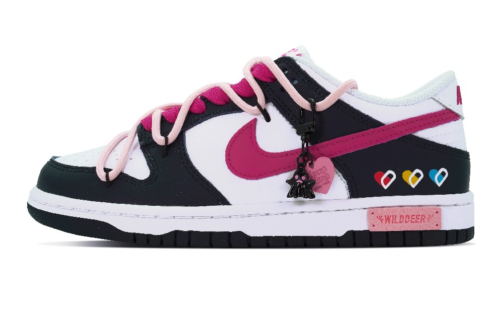 Nike Dunk Low-Top Skateboard Shoes GS Black Pink