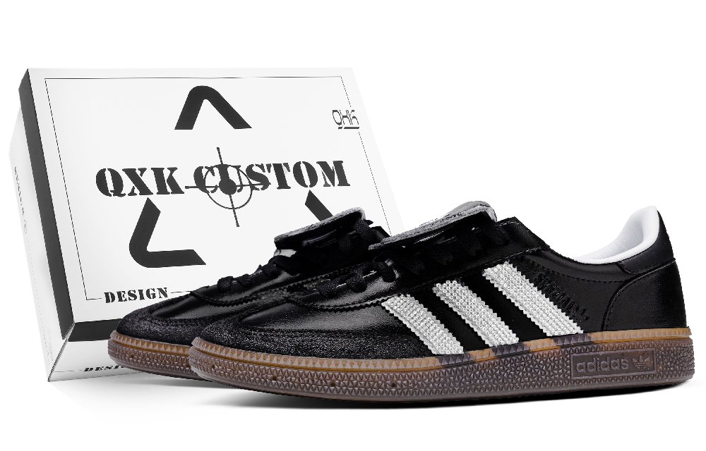 Adidas Originals HANDBALL SPEZIAL Black Diamond Low Top Skateboard Shoes Men's Black Silver