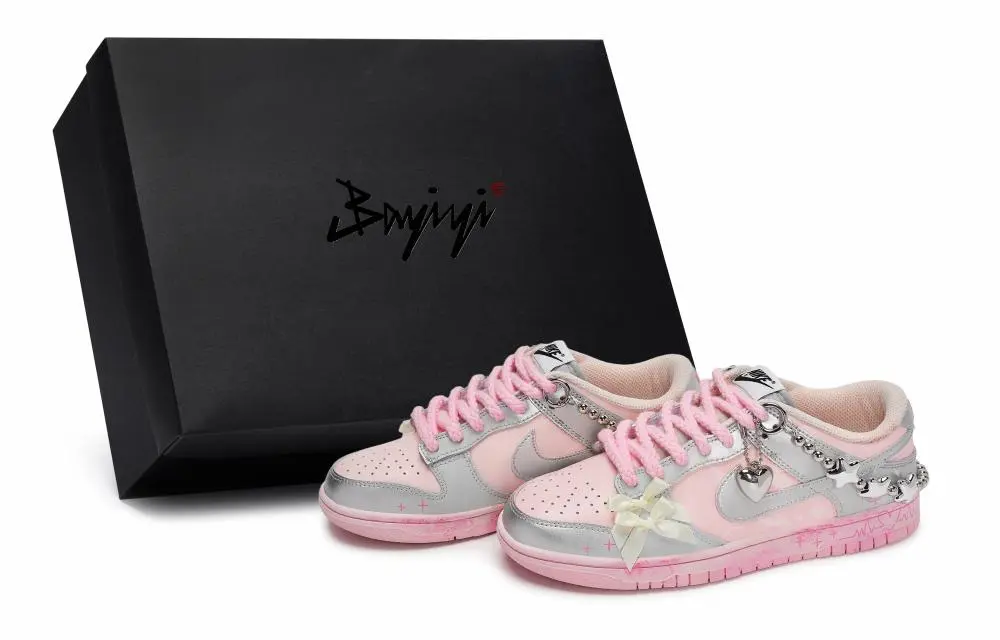 Nike Dunk Skateboard Shoes Women's Low top Pink/Silver