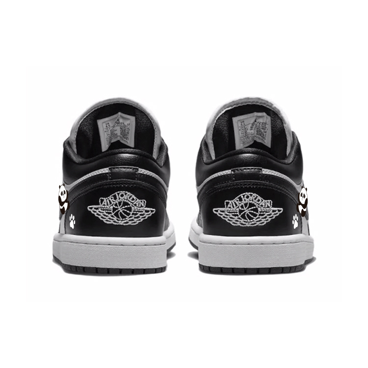 Jordan Air Jordan 1 Anti Slip And Wear Resistant Lightweight Low Top Vintage Basketball Shoes Women's Black White