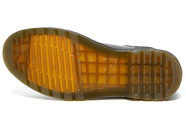 Dr. Martens Slip on Leather Boots купить в интернет-магазине Yoocart с быстрой доставкой по России.