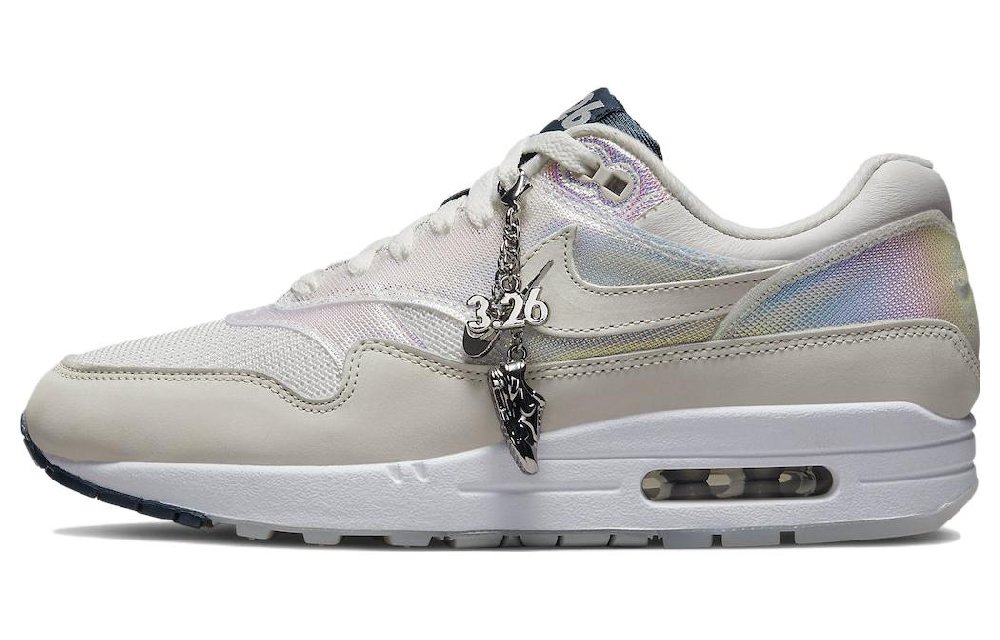 Nike Air Max 1 Amd La Ville Lumière Women's