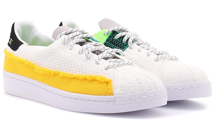 Adidas Superstar Pharrell Human Race White купить в интернет-магазине Yoocart с быстрой доставкой по России.