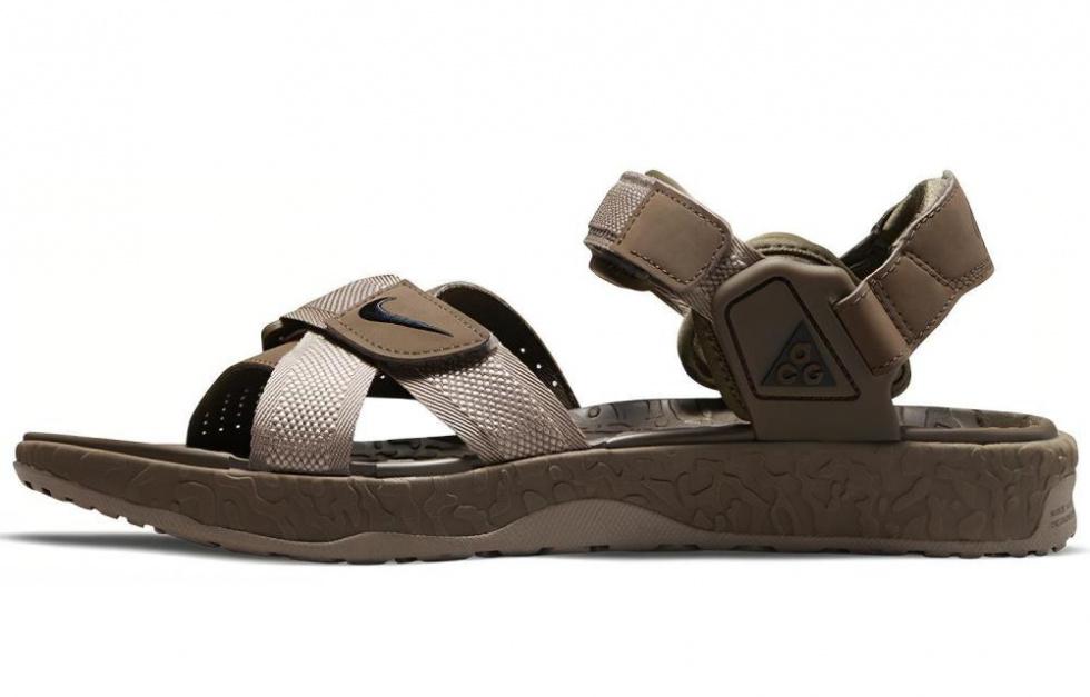 Nike Acg Air Deschutz Moon Fossil