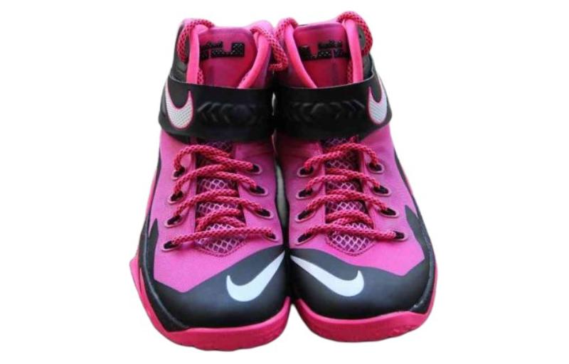 Nike LeBron Zoom Soldier 8 Think Pink купить в интернет-магазине Yoocart с быстрой доставкой по России.
