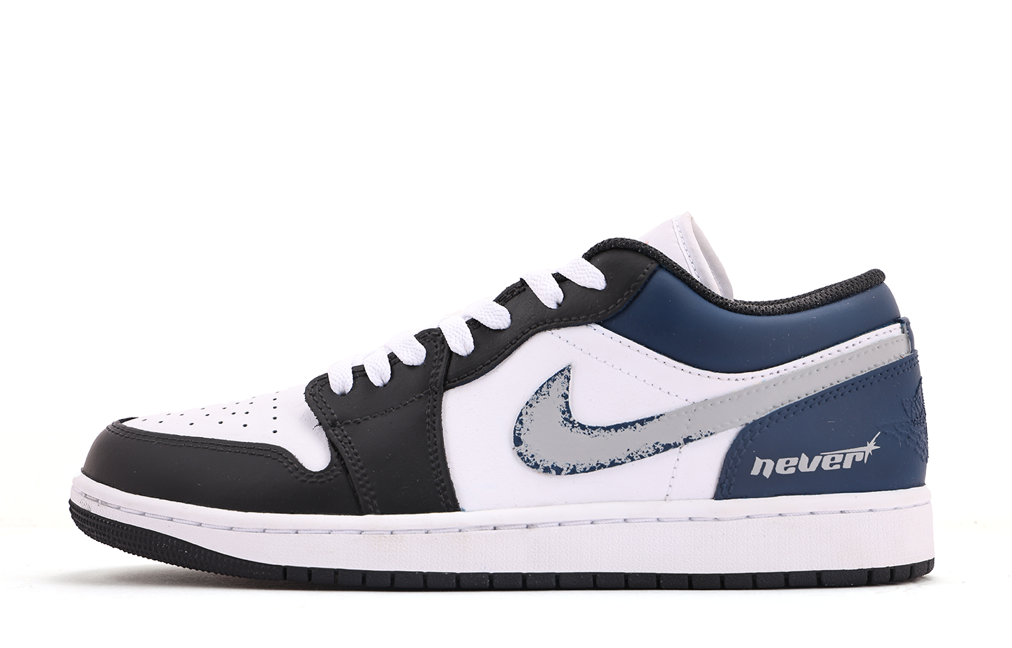 Jordan Air Jordan 1 Abrasion Resistant Coverage Low top Vintage Basketball Shoes Unisex Black White Blue