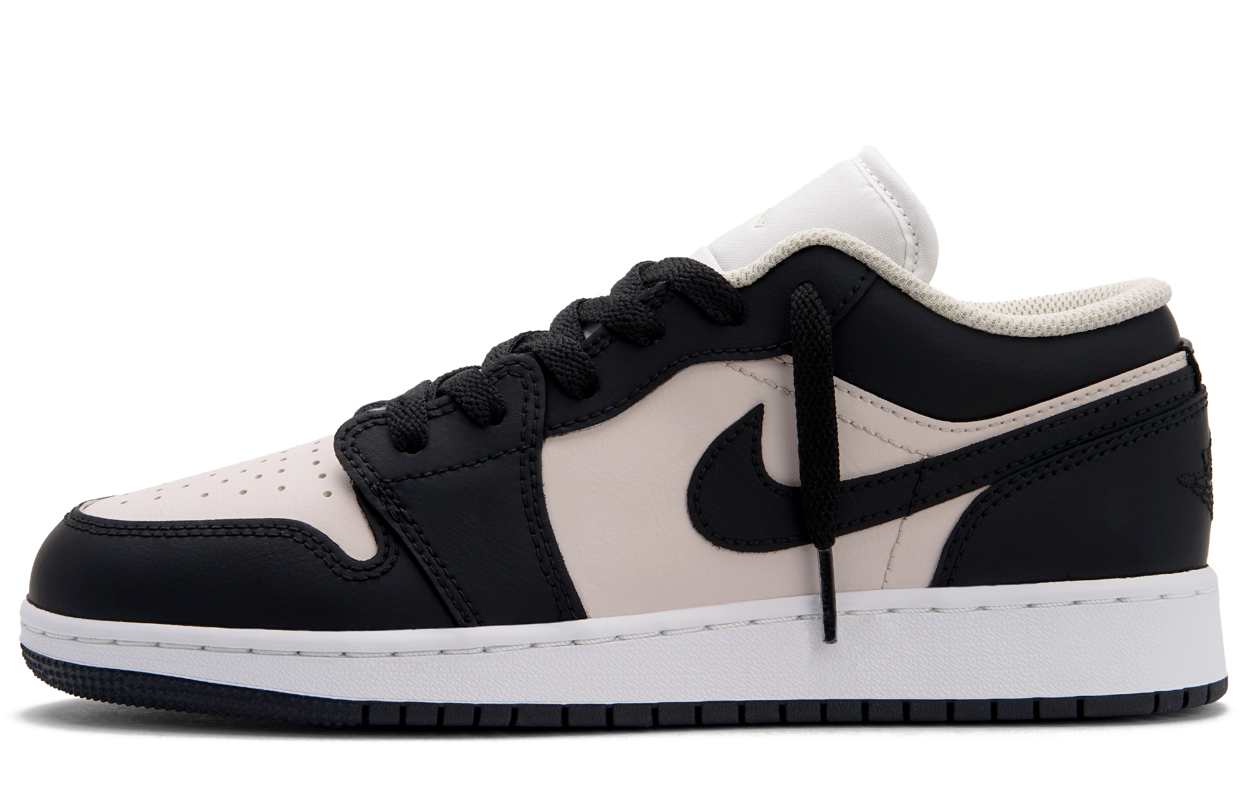 Jordan Air Jordan 1 Strawberry Salt Abrasion Resistant Low Top Vintage Basketball Shoes Unisex Black Pink купить в интернет-магазине Yoocart с быстрой доставкой по России.