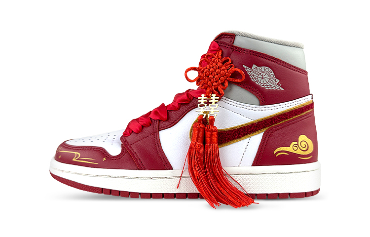Jordan Air Jordan 1 High-Top Vintage Basketball Shoes Women's Red Gold