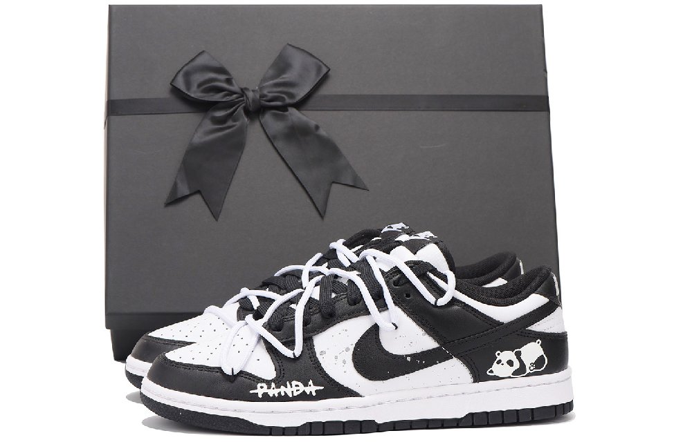 Nike Dunk Coverage Slip-Resistant Impact Resistance Wear-Resistant Low-Top Skateboard Shoes Men's Black White